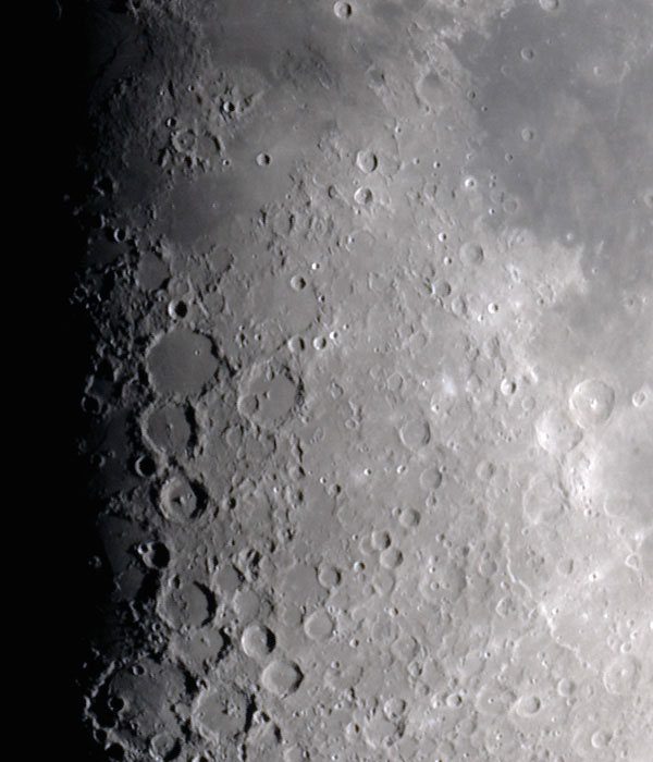 Moon (middle)